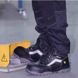 Bota OSIRIS S3S  piel  puntera y lantilla no metál