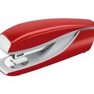 Grapadora 635 roja 30HJ Petrus  623372